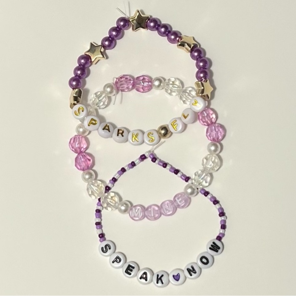 Speak Now Taylor Swift Eras Tour Friendship Bracelet Bundle